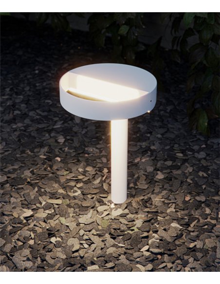 Baliza de exterior Clos – Beneito & Faure – Lámpara LED 8W/16W, IP65, Medidas altura: 30 cm o 60 cm