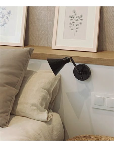 Lámpara de pared Capuchina – Luxcambra – Aplique con brazo orientable, acabado negro