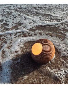 Lámpara portátil Terra – Luxcambra – Lámpara de exterior flotante IP67, materiales sostenibles