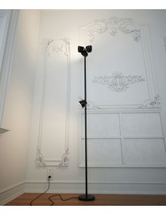 Lámpara de pie LED con luz de lectura – Trio – Pujol Iluminación