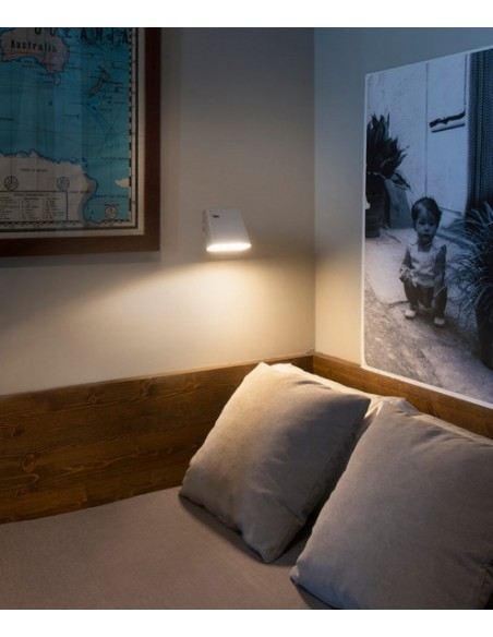 Aplique de pared moderno LED con pantalla orientable - Aurea - Faro