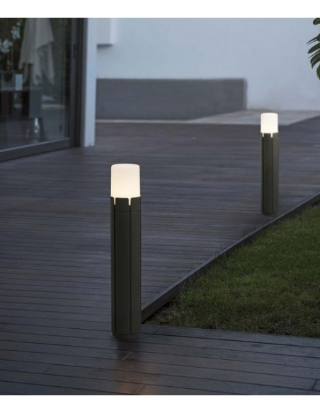 Lámpara baliza estilo urbano gris oscuro disponible en dos tamaños – Tram – Faro