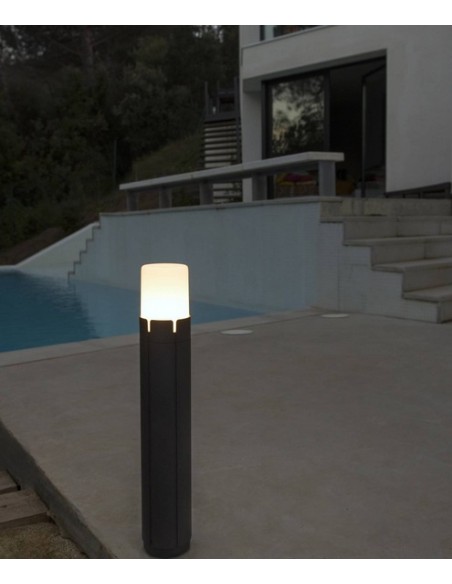 Lámpara baliza estilo urbano gris oscuro disponible en dos tamaños – Tram – Faro