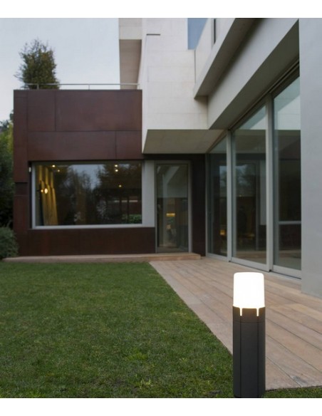 Lámpara baliza estilo urbano gris oscuro disponible en dos tamaños – Tram – Faro