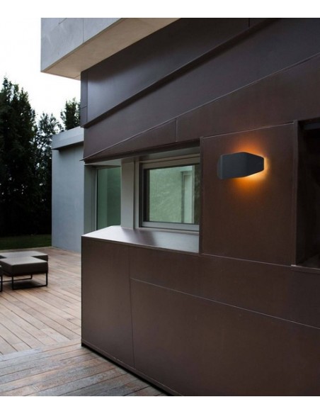 Lámpara aplique disponible en dos colores – Future – Faro