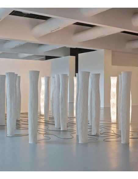 Lámpara de pie diferentes colores – Gea – Arturo Álvarez