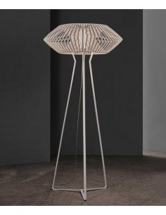 Lámpara de pie disponible en blanco y negro – V – Arturo Álvarez