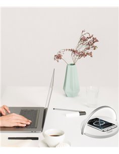Lámpara de escritorio con cargador Luxo – AJP 2