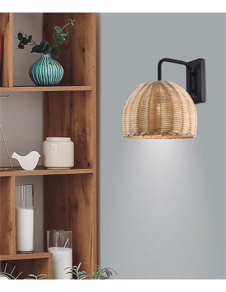 Lámpara de pared de mimbre Pula – AJP