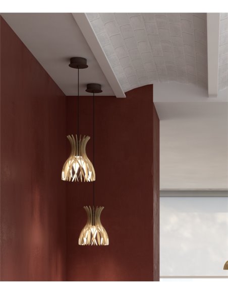 Lámpara colgante fabricada con finas lamas de madera natural disponible en marrón o blanco mate – Domita – Bover