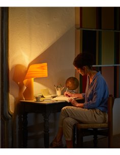 Lámpara de mesa de madera natural en 11 colores - Air - LZF