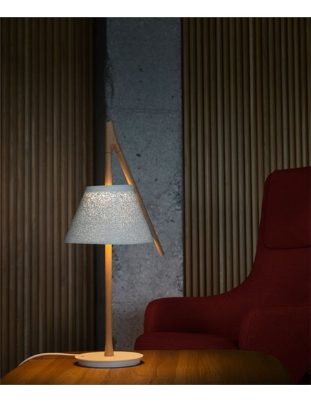 Cambo table lamp - a-emotional light - Design lamp made of stainless steel + beech wood, Height: 64 cm, LED Dimmable 2700K 850 l