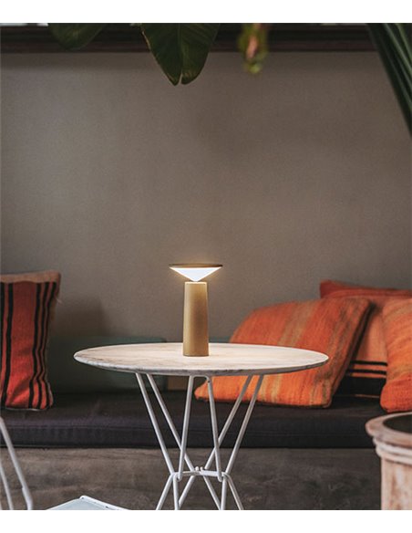 Lámpara de mesa Cocktail – Leds C4 – Regulable y con batería