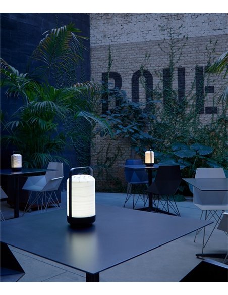 Lámpara de mesa portatil LED de madera en 6 acabados regulable en intensidad– Mini Chou – LZF