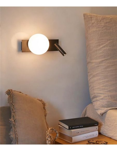 Glos Slim wall light - Luxcambra - Ball lamp with black reader