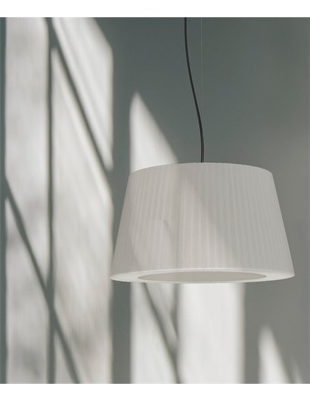 Toscana pendant light - Luxcambra - White ribboned lampshade, Ø 50 cm