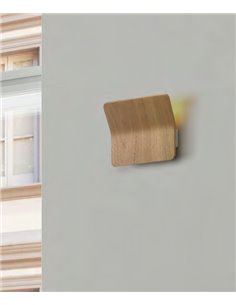Kito wall light - Luxcambra - Oak wood lampshade, LED lamp